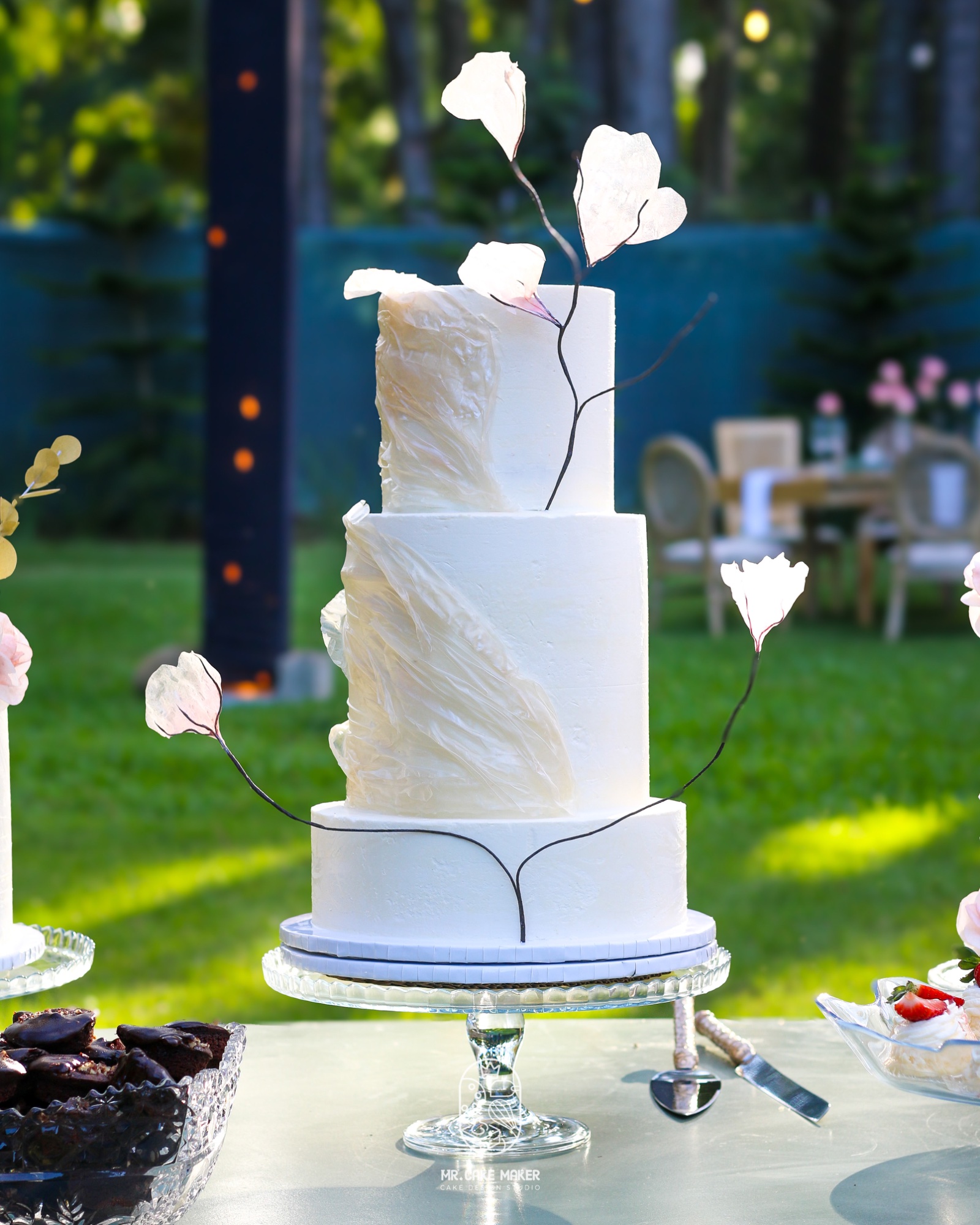 Unique wedding cake Mr. Cake